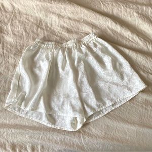 [vintage victorias secret] gold label white shorts